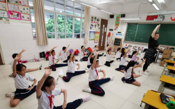 护航学生心思健康为主线深入阐释了心思健康教育中的角色定位